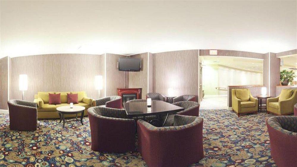 Hotel Crowne Plaza Harrisburg-hershey By Ihg 4*