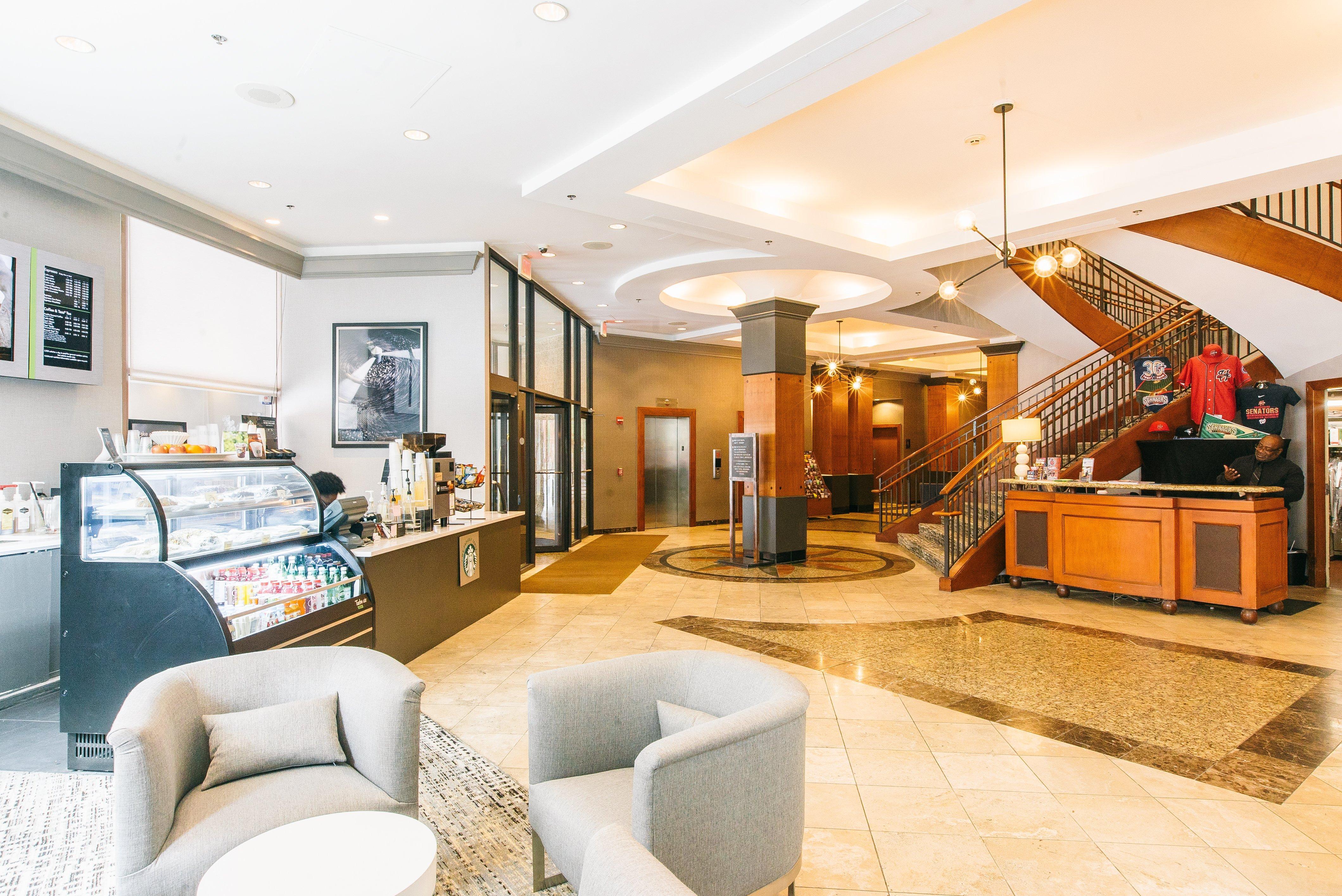 Hotel Crowne Plaza Harrisburg-hershey By Ihg Harrisburg